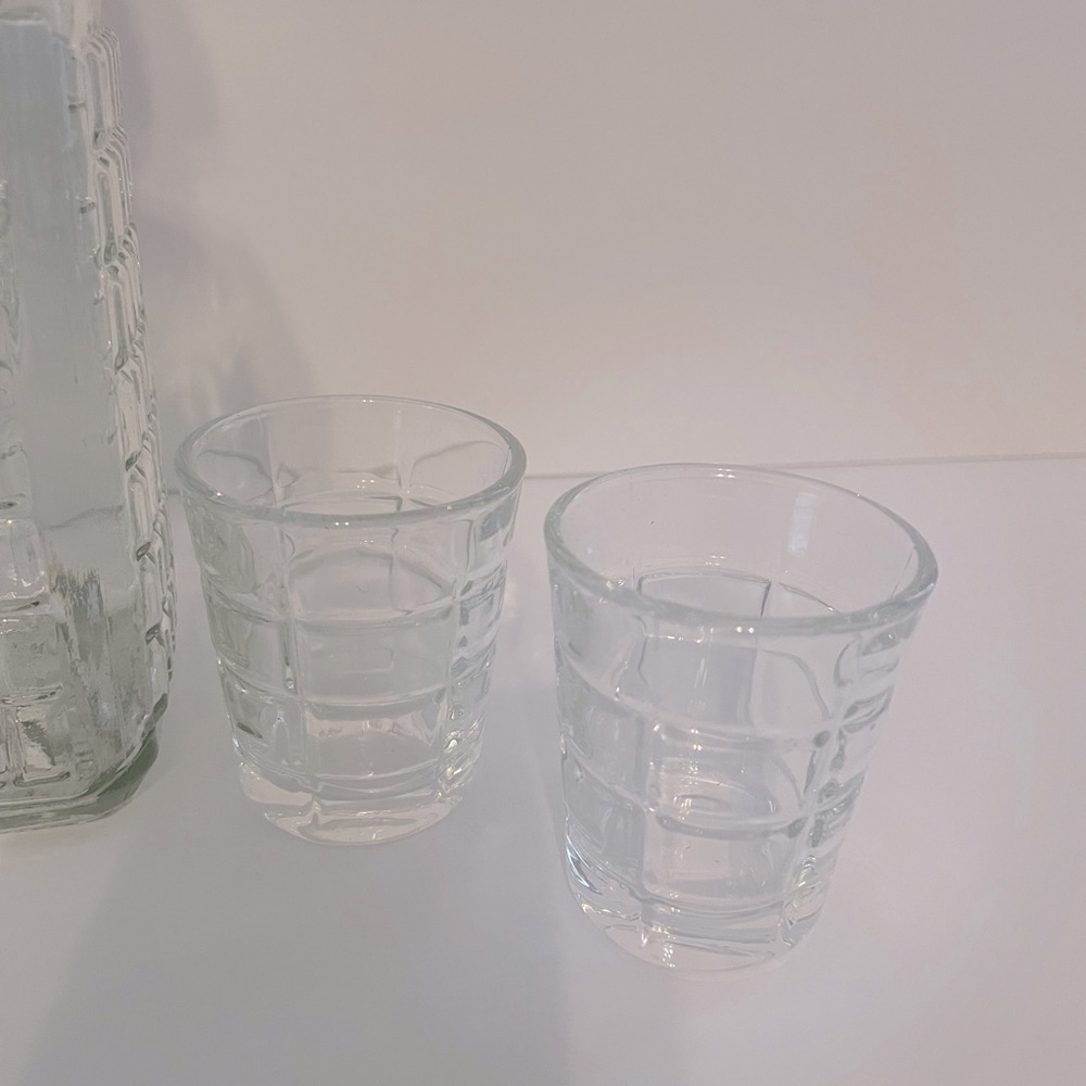 Decanter & shot glass set - Picture 5 of 6